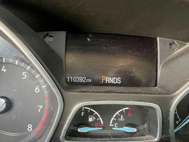 49672754 :رقم المزاد ، 1FADP3FE6JL268977 vin ، 2018 Ford Focus Se مزاد بيع