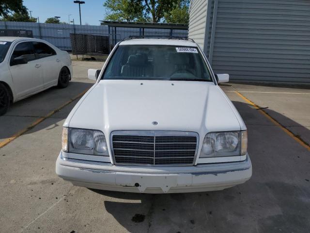 50988104 :رقم المزاد ، WDBEA92E2SF296279 vin ، 1995 Mercedes-benz E 320 مزاد بيع