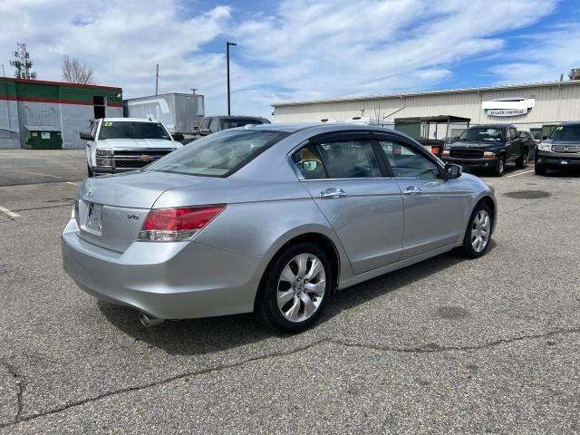 51673844 :رقم المزاد ، 1HGCP3F85AA004971 vin ، 2010 Honda Accord Exl مزاد بيع