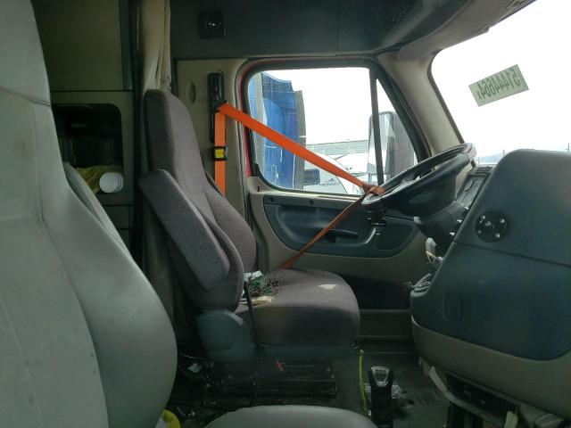 52422966 :رقم المزاد ، 3AKJGLD54GSFN4156 vin ، 2016 Freigliner Cascadia 125 مزاد بيع