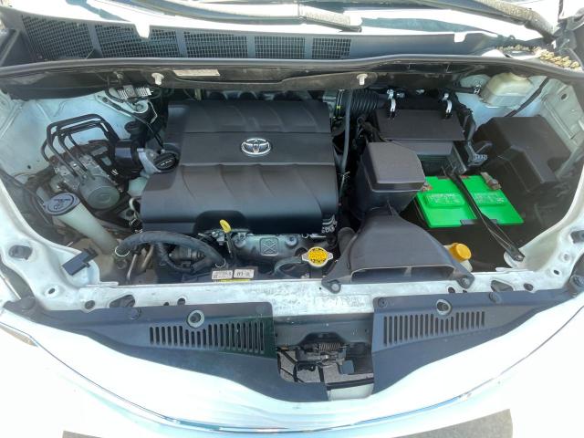 Продаж на аукціоні авто 2015 Toyota Sienna Le, vin: 5TDKK3DC3FS547083, номер лоту: 52776834