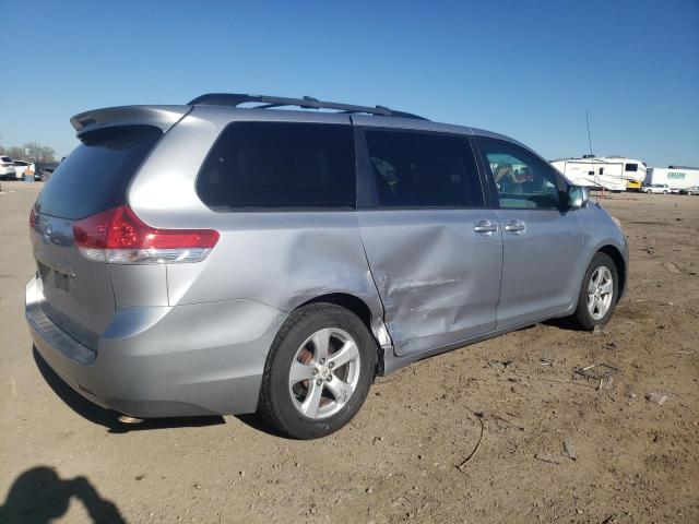 2012 Toyota Sienna Le მანქანა იყიდება აუქციონზე, vin: 5TDKK3DC8CS195307, აუქციონის ნომერი: 49449264