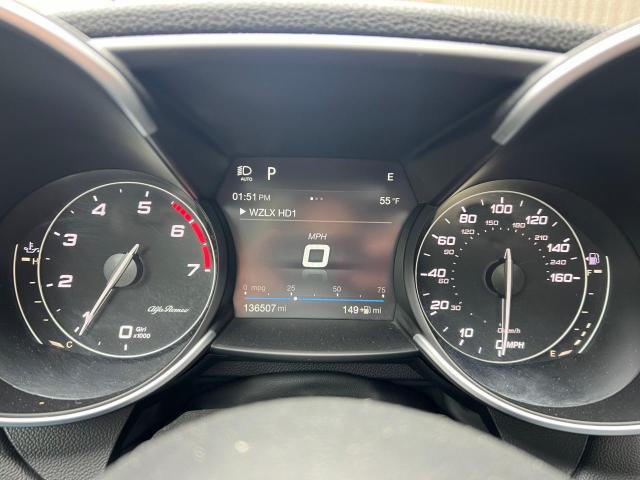 2017 Alfa Romeo Giulia Ti Q4 მანქანა იყიდება აუქციონზე, vin: ZARFAEEN9H7544398, აუქციონის ნომერი: 49740104