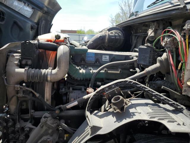 51882504 :رقم المزاد ، 4V4NC9EH2EN152537 vin ، 2014 Volvo Vn Vnl مزاد بيع