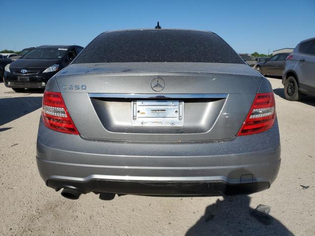 Продаж на аукціоні авто 2012 Mercedes-benz C 250, vin: WDDGF4HB8CR217960, номер лоту: 48865244