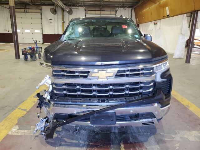 51371945 :رقم المزاد ، 1GCUDGETXNZ519318 vin ، 2022 Chevrolet Silverado مزاد بيع