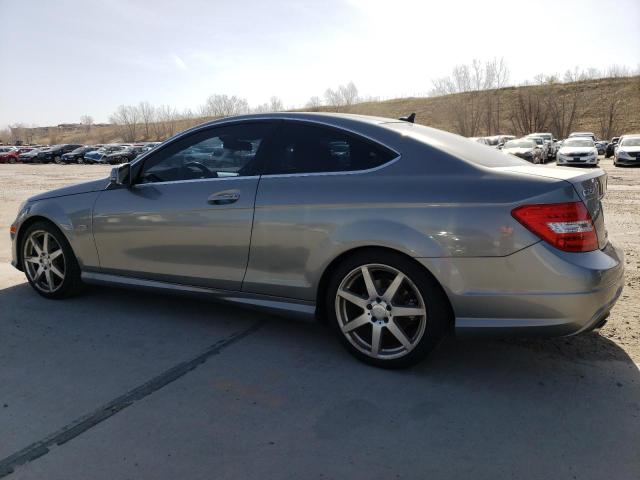 2012 Mercedes-benz C 250 მანქანა იყიდება აუქციონზე, vin: WDDGJ4HB8CF824263, აუქციონის ნომერი: 62342126