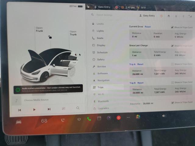 51634995 :رقم المزاد ، 5YJ3E1EA3PF563318 vin ، 2023 Tesla Model 3 مزاد بيع