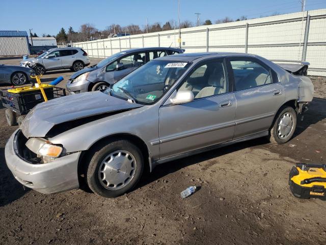1997 Honda Accord Se მანქანა იყიდება აუქციონზე, vin: 1HGCD5600VA276235, აუქციონის ნომერი: 51916655