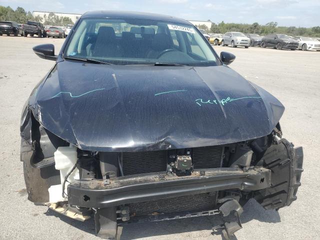 54512245 :رقم المزاد ، 1VWBT7A37HC034137 vin ، 2017 Volkswagen Passat مزاد بيع
