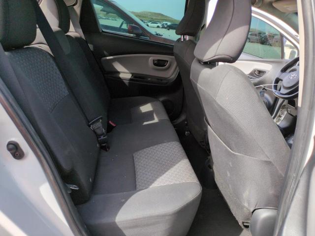 Продажа на аукционе авто 2015 Toyota Yaris, vin: VNKKTUD32FA050422, номер лота: 52912085