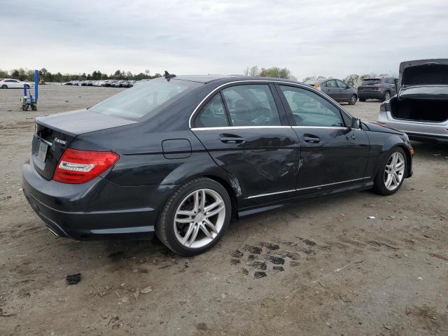52698965 :رقم المزاد ، WDDGF8BB1CR197616 vin ، 2012 Mercedes-benz C مزاد بيع