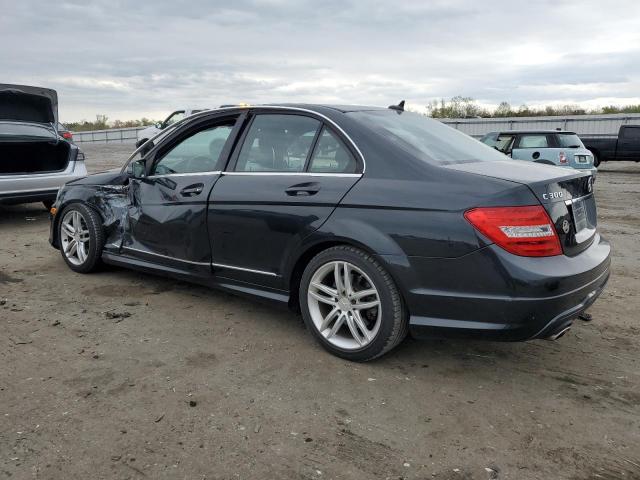 52698965 :رقم المزاد ، WDDGF8BB1CR197616 vin ، 2012 Mercedes-benz C مزاد بيع