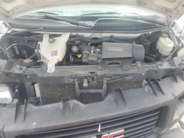60940765 :رقم المزاد ، 1GCWGFCF6F1147077 vin ، 2015 Chevrolet Express G2 مزاد بيع