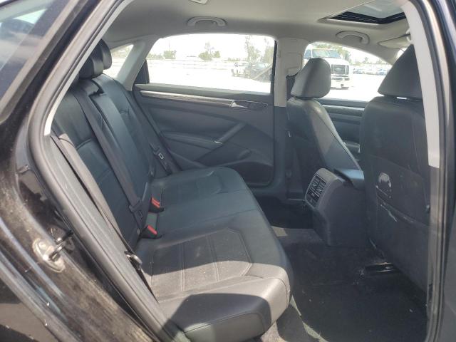 54512245 :رقم المزاد ، 1VWBT7A37HC034137 vin ، 2017 Volkswagen Passat مزاد بيع