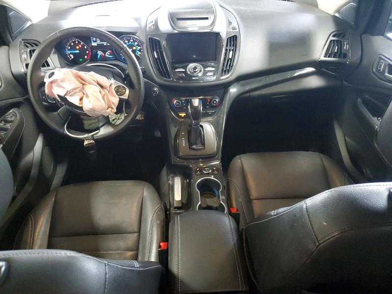Продаж на аукціоні авто 2015 Ford Escape, vin: 1FMCU0JX0FUC03884, номер лоту: 51267456
