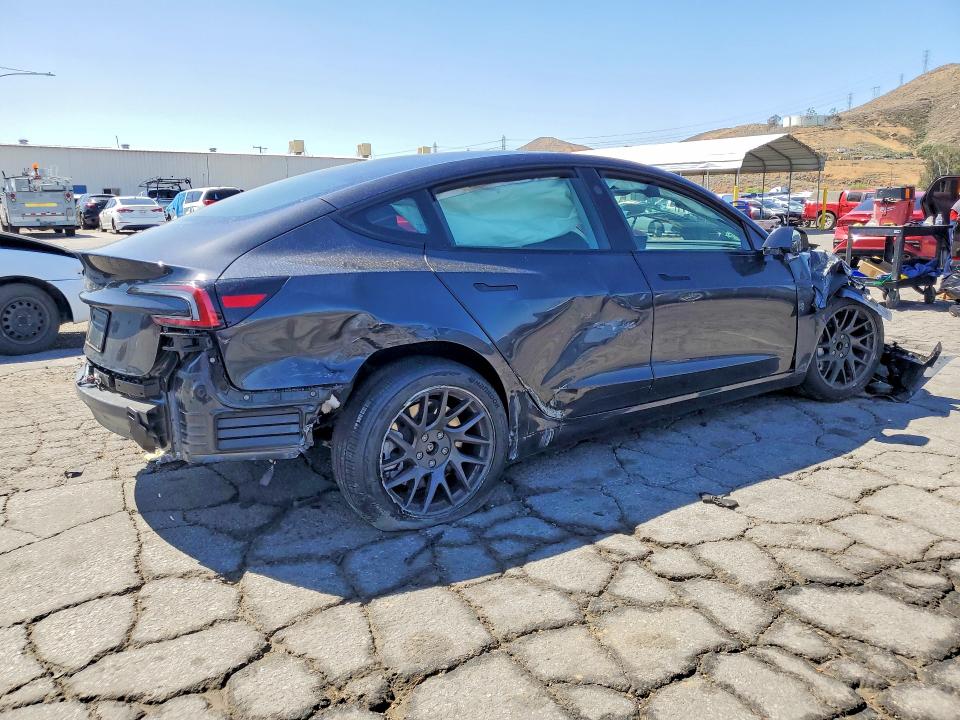 50143796 :رقم المزاد ، 5YJ3E1EA0SF053159 vin ، 2025 Tesla Model 3 مزاد بيع