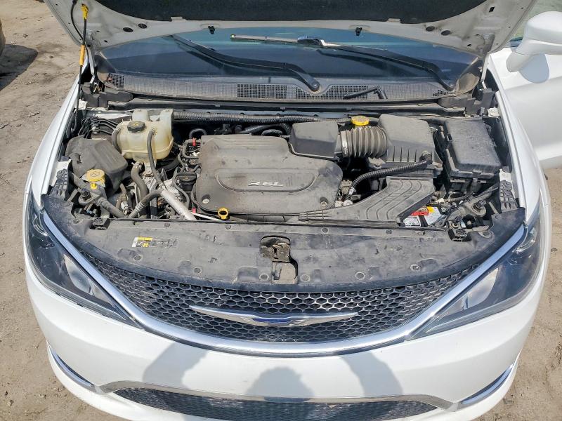 Продажа на аукционе авто 2018 Chrysler Pacifica, vin: 2C4RC1FG6JR128730, номер лота: 50623566