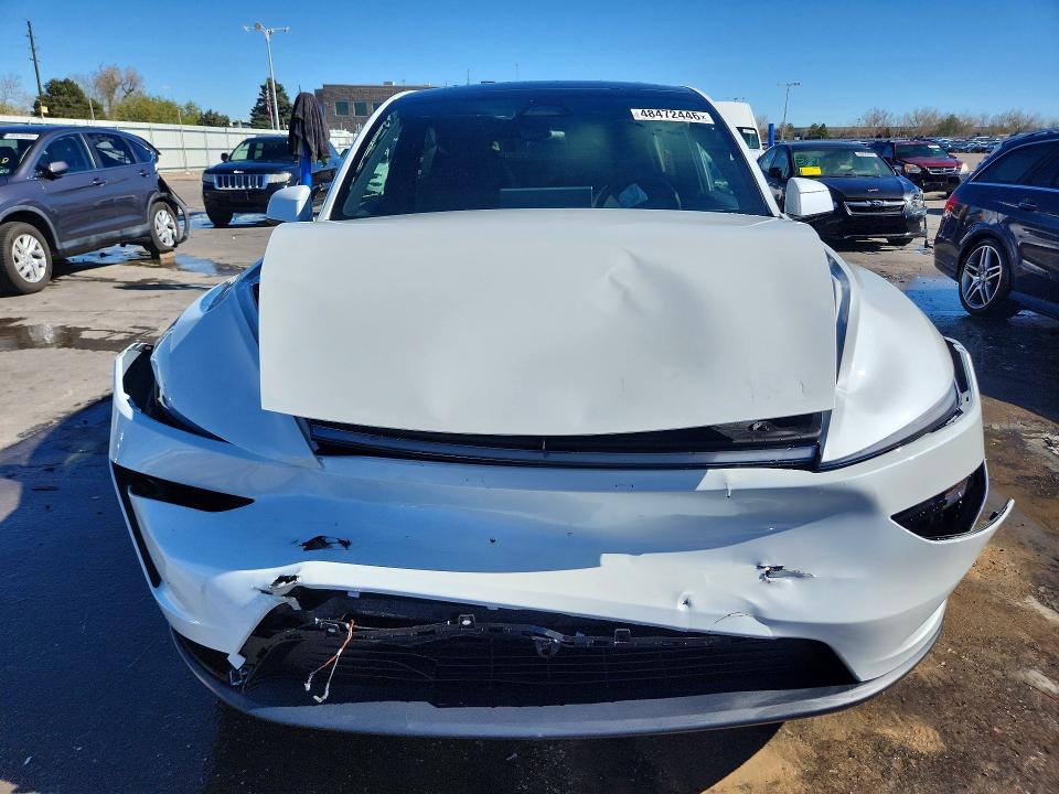 48472446 :رقم المزاد ، 7SAYGDEE4TF573048 vin ، 2026 Tesla Model Y مزاد بيع