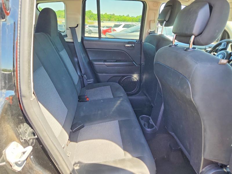46891656 :رقم المزاد ، 1C4NJCBA2FD400525 vin ، 2015 Jeep Compass مزاد بيع