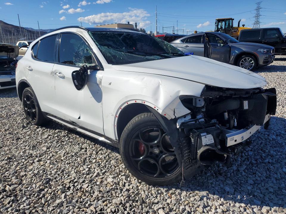 Продаж на аукціоні авто 2023 Alfa Romeo Stelvio, vin: ZASPAKBN4P7D51390, номер лоту: 49930296