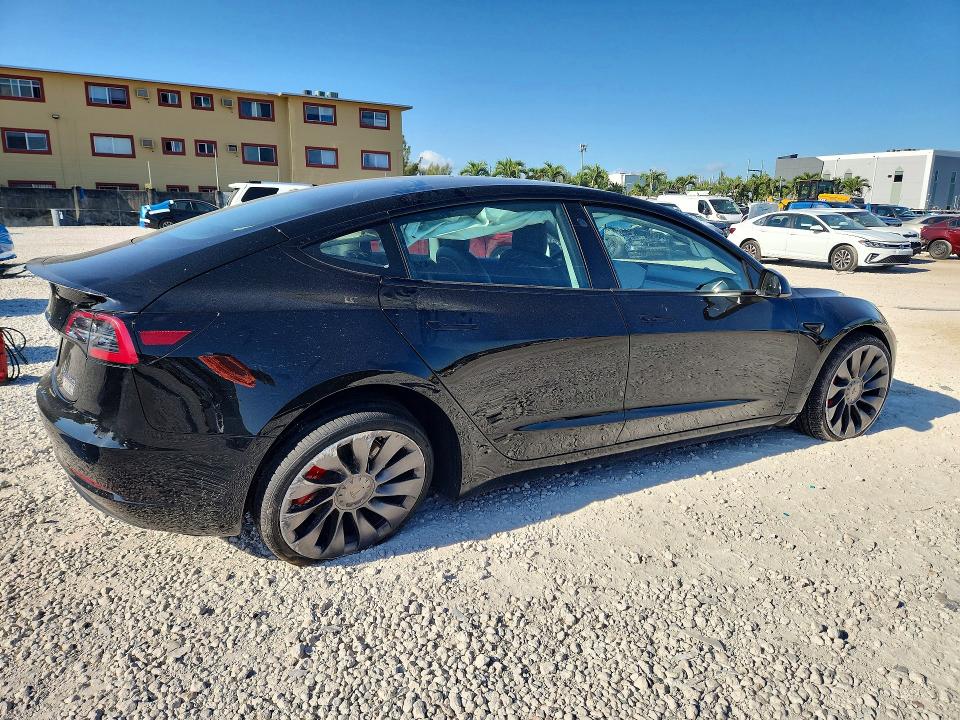 2022 Tesla Model 3 მანქანა იყიდება აუქციონზე, vin: 5YJ3E1EC0NF363477, აუქციონის ნომერი: 51673566