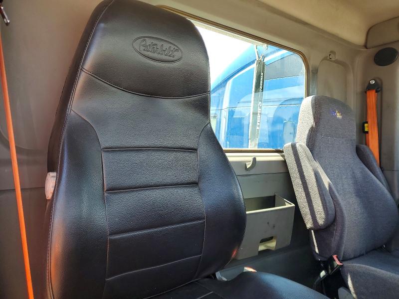 Продаж на аукціоні авто 2019 Peterbilt 579, vin: 1XPBA48XXKD622209, номер лоту: 50616746