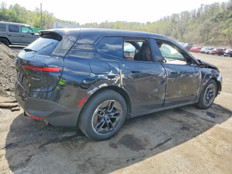 50301426 :رقم المزاد ، WB523CF02RCP02773 vin ، 2024 Bmw Ix مزاد بيع