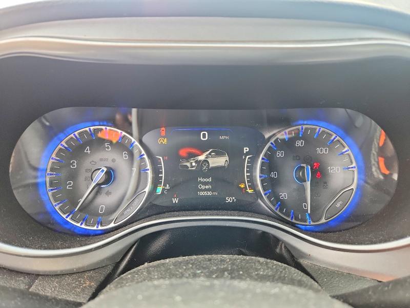 2018 Chrysler Pacifica მანქანა იყიდება აუქციონზე, vin: 2C4RC1EG5JR332744, აუქციონის ნომერი: 49988706