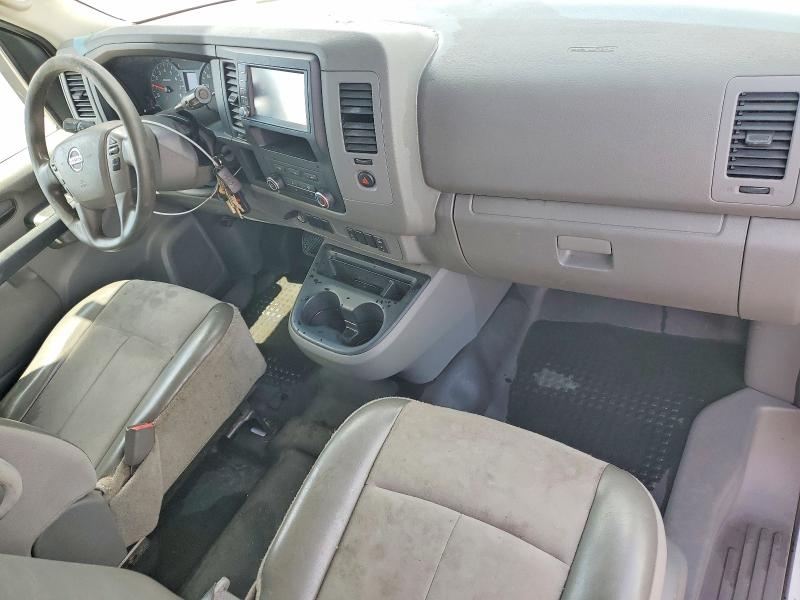 52972946 :رقم المزاد ، 1N6BF0KM5KN801579 vin ، 2019 Niss Nv مزاد بيع