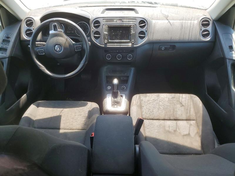 51369496 :رقم المزاد ، WVGAV7AX2JK003302 vin ، 2018 Volkswagen Tiguan Limited مزاد بيع