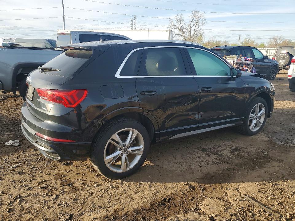 51420656 :رقم المزاد ، WA1FECF36L1028554 vin ، 2020 Audi Q3 مزاد بيع