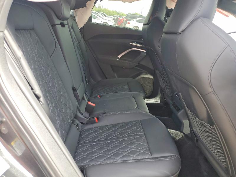 Продажа на аукционе авто 2025 Audi Sq5, vin: WA1B5AGU8S2099824, номер лота: 51015166