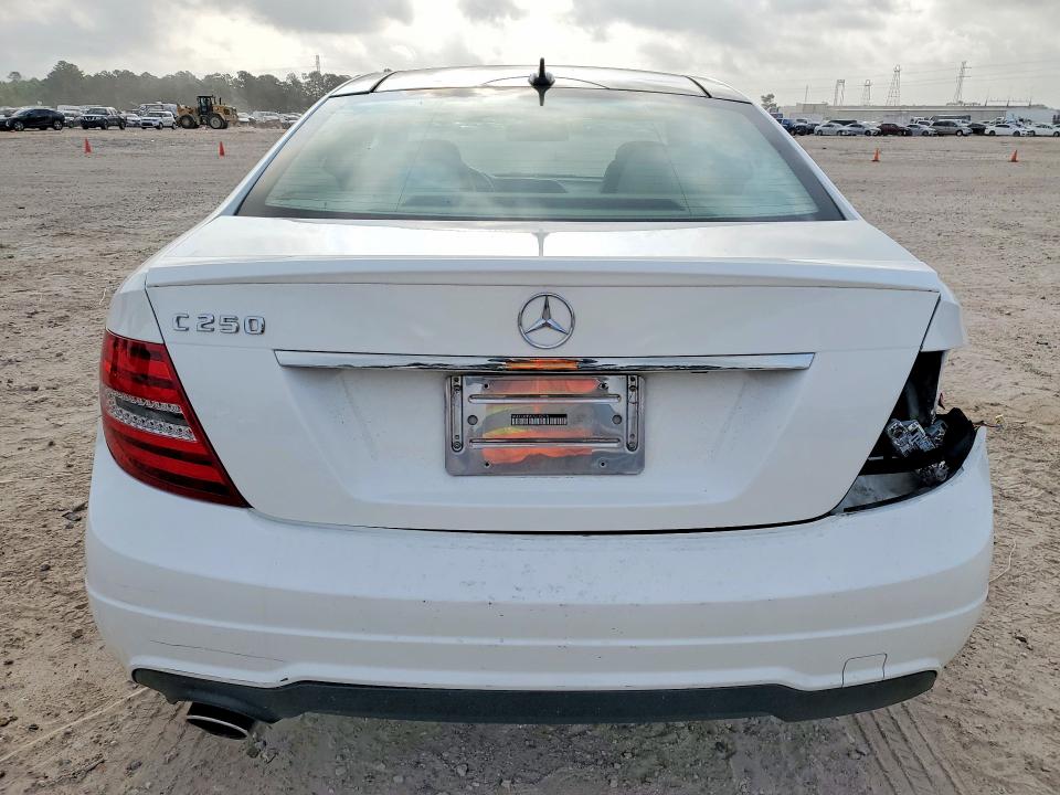 Aukcja sprzedaży 2014 Mercedes-benz C, vin: WDDGJ4HB6EG215718, numer aukcji: 51837926