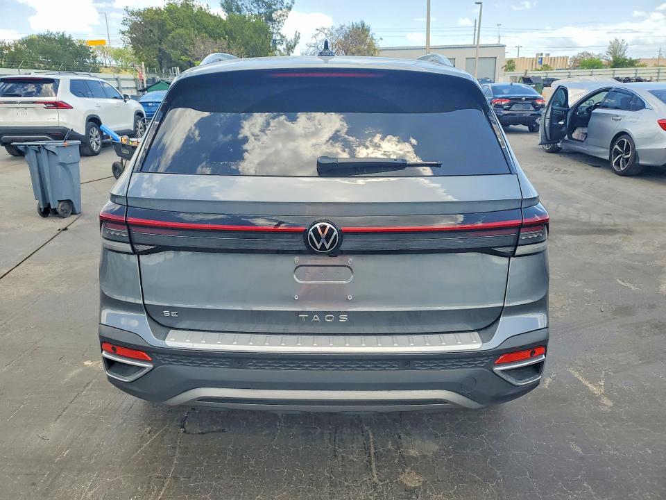 50543026 :رقم المزاد ، 3VVEC7B28SM015805 vin ، 2025 Volkswagen Taos مزاد بيع
