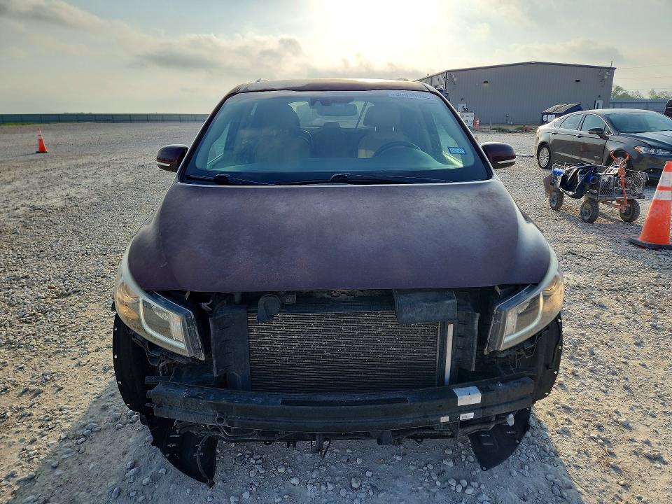 2017 Kia Sedona მანქანა იყიდება აუქციონზე, vin: KNDMC5C16H6274323, აუქციონის ნომერი: 50436086