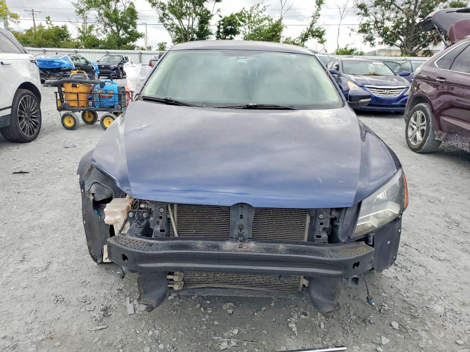 48954926 :رقم المزاد ، 1VWAS7A35FC116699 vin ، 2015 Volkswagen Passat مزاد بيع