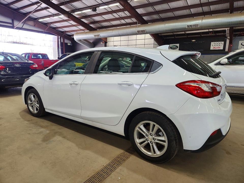 Продаж на аукціоні авто 2018 Chevrolet Cruze, vin: 3G1BE6SM1JS609484, номер лоту: 48929936