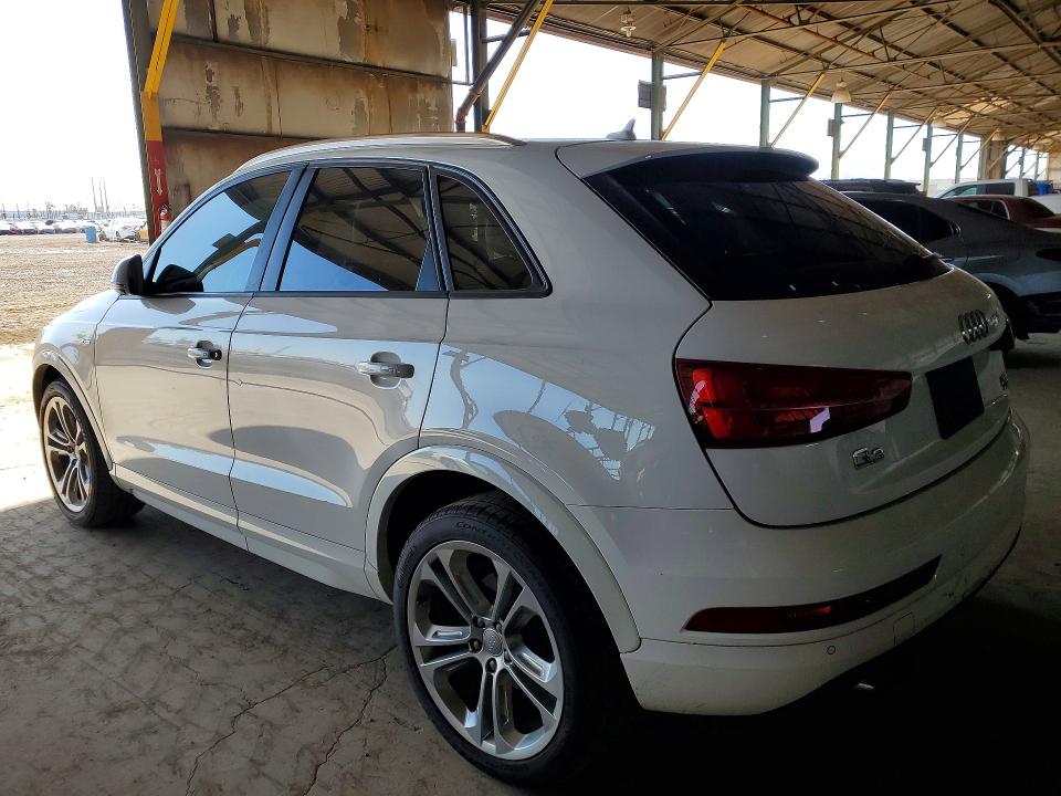49674326 :رقم المزاد ، WA1ECCFS6JR009980 vin ، 2018 Audi Q3 مزاد بيع