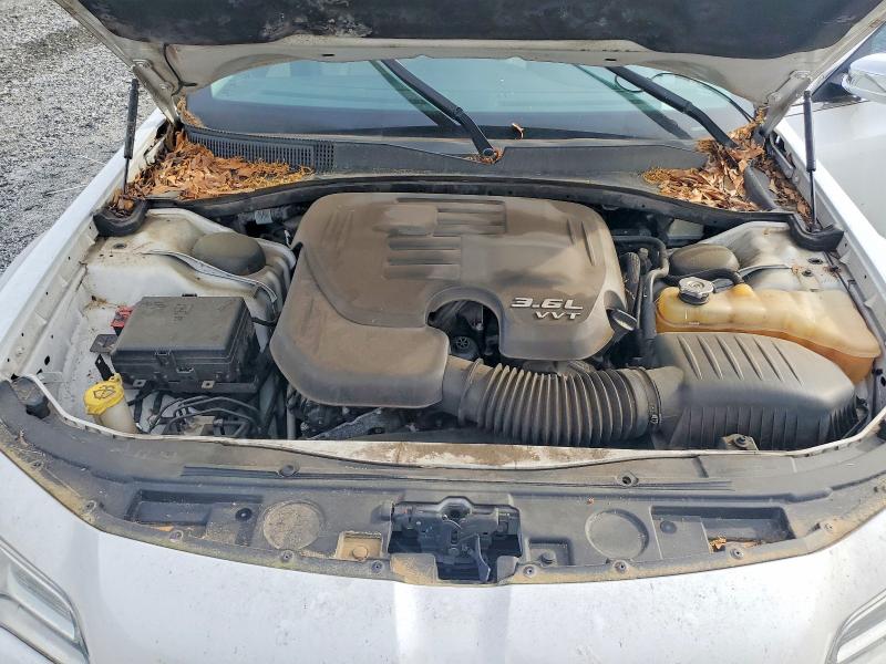 51551626 :رقم المزاد ، 2C3CCAEG9GH141501 vin ، 2016 Chrysler 300c مزاد بيع