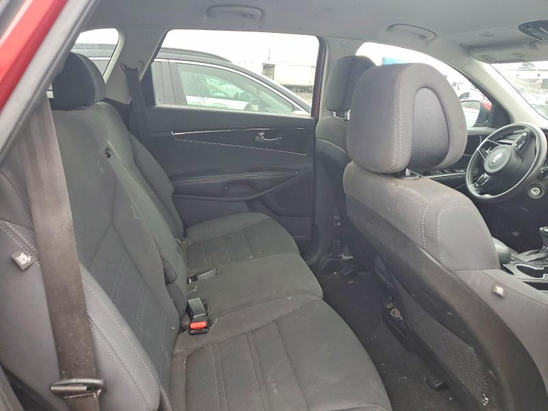 2017 Kia Sorento მანქანა იყიდება აუქციონზე, vin: 5XYPGDA56HG210569, აუქციონის ნომერი: 48273876