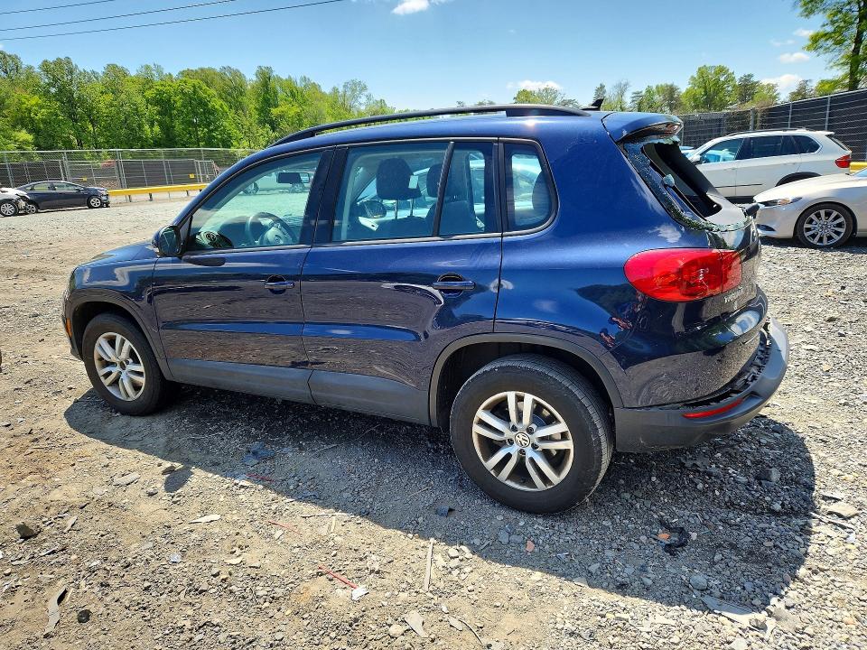 2015 Volkswagen Tiguan მანქანა იყიდება აუქციონზე, vin: WVGAV7AXXFW510755, აუქციონის ნომერი: 51958386