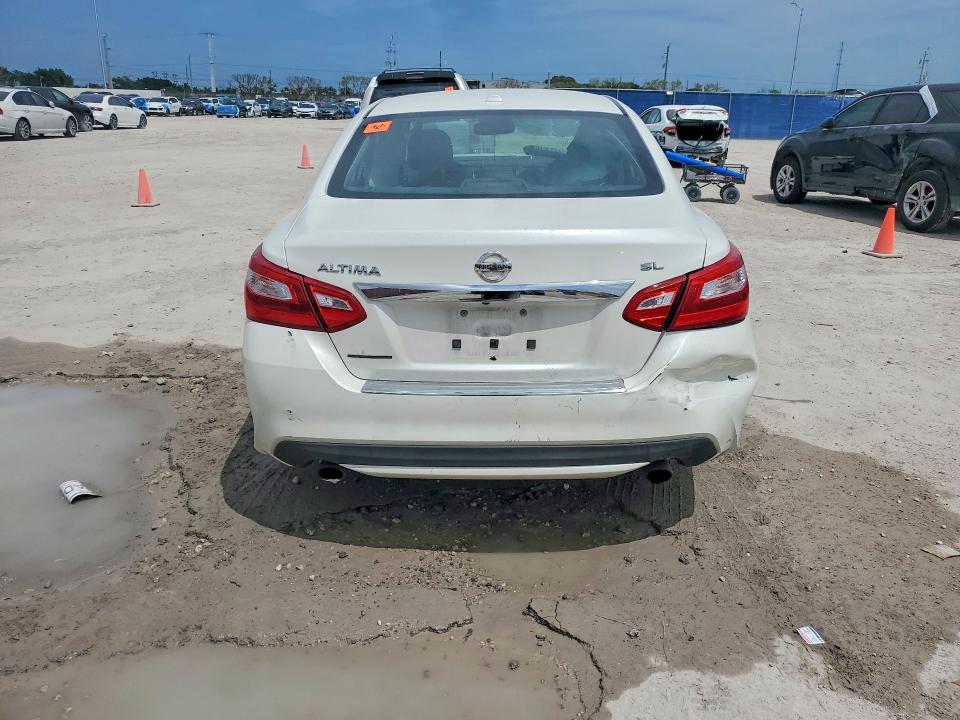 49772886 :رقم المزاد ، 1N4AL3AP8GC176589 vin ، 2016 Nissan Altima مزاد بيع