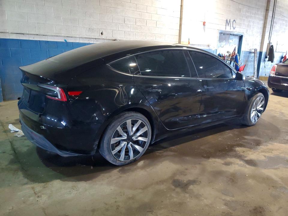 47085306 :رقم المزاد ، 5YJ3E1EA7SF047018 vin ، 2025 Tesla Model 3 مزاد بيع