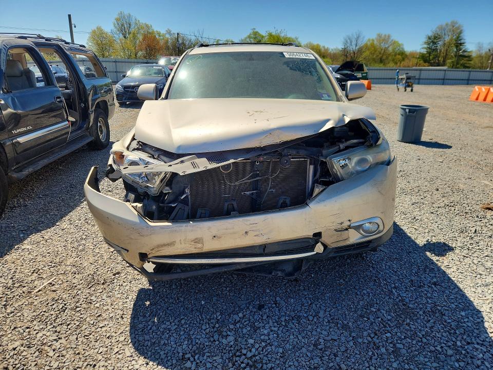 Продаж на аукціоні авто 2012 Toyota Highlander, vin: 5TDBK3EH8CS147591, номер лоту: 50642746