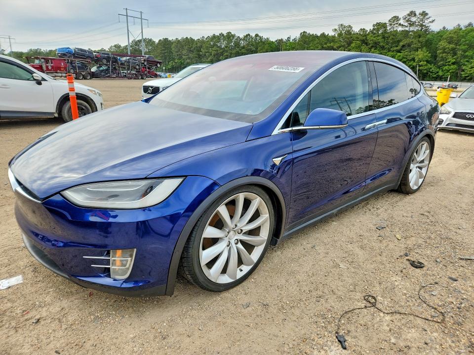 Продаж на аукціоні авто 2017 Tesla Model X, vin: 5YJXCBE20HF039616, номер лоту: 50606256