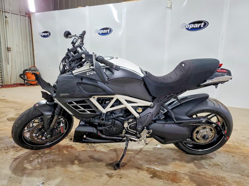 49986286 :رقم المزاد ، ZDM13BLW5DB011906 vin ، 2013 Ducati Diavel مزاد بيع