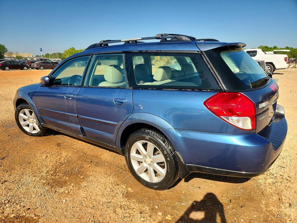 49331946 :رقم المزاد ، 4S4BP62C687324289 vin ، 2008 Subaru Outback مزاد بيع