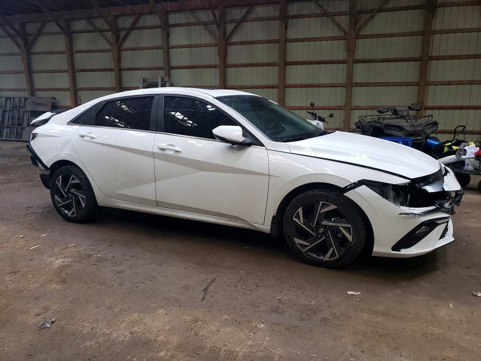 Продажа на аукционе авто 2025 Hyundai Elantra Luxury Hev 4dr, vin: KMHLN4DJ6SU145575, номер лота: 49112426