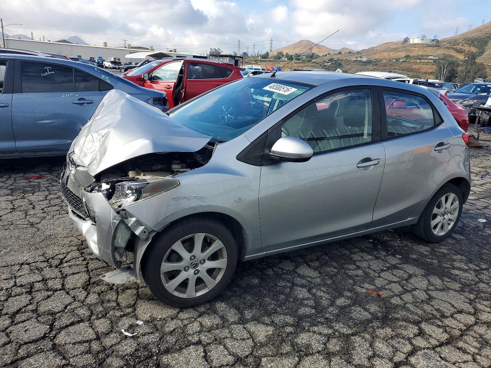 Продажа на аукционе авто 2013 Mazda Mazda2, vin: JM1DE1LY7D0161395, номер лота: 48300516